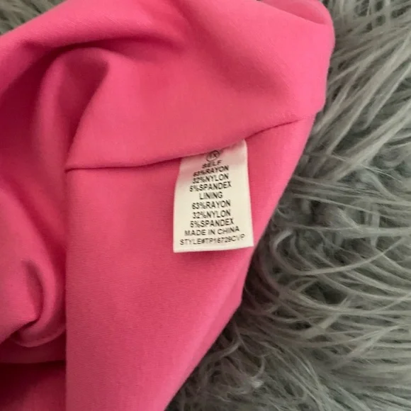 Fashion Nova Vibrant Pink Pantsuit Set - Picture 5 of 5